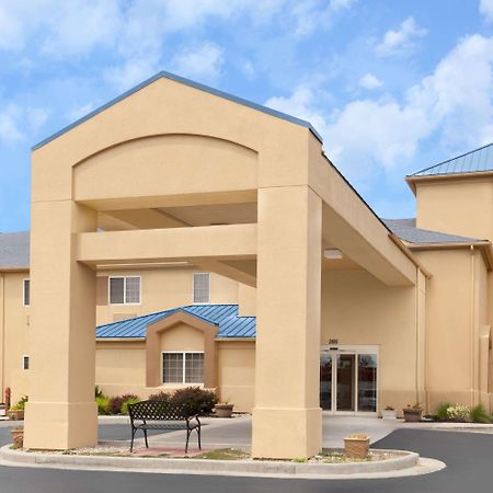 Baymont By Wyndham Fort Wayne Bagian luar foto