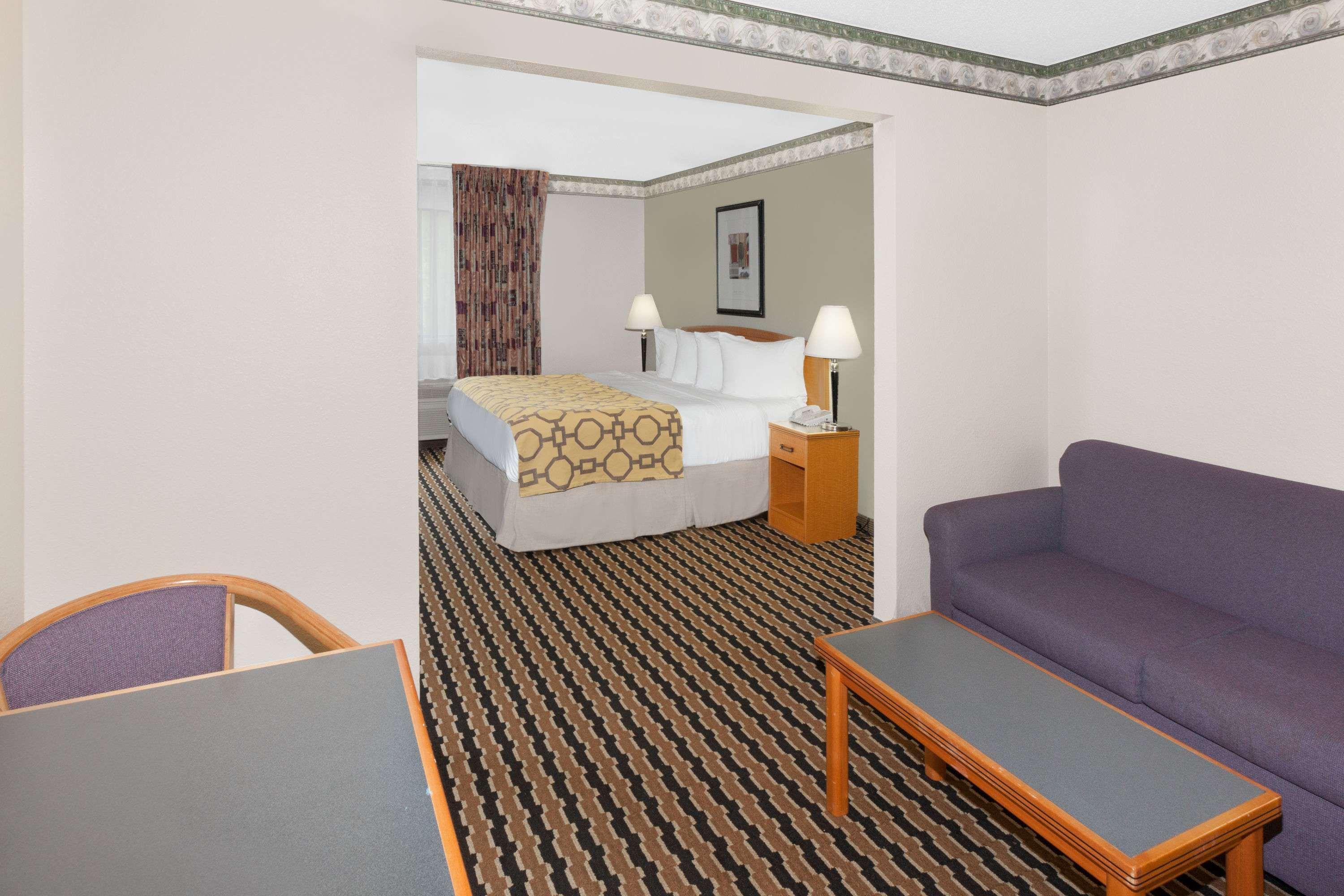 Baymont By Wyndham Fort Wayne Bagian luar foto