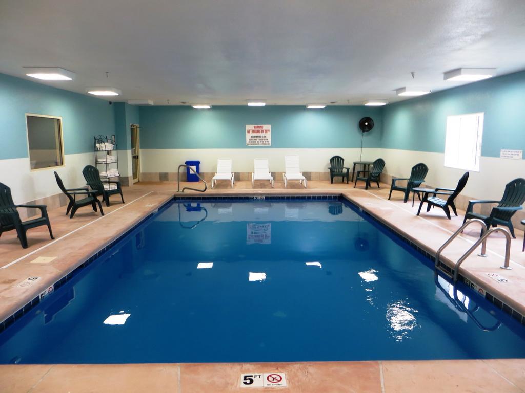 Baymont By Wyndham Fort Wayne Bagian luar foto