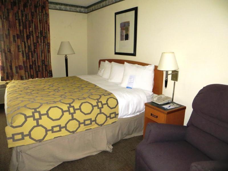 Baymont By Wyndham Fort Wayne Bagian luar foto
