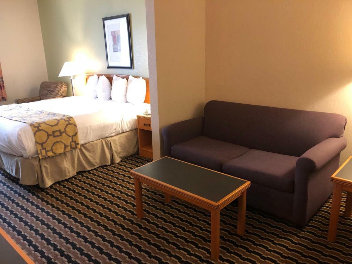 Baymont By Wyndham Fort Wayne Bagian luar foto