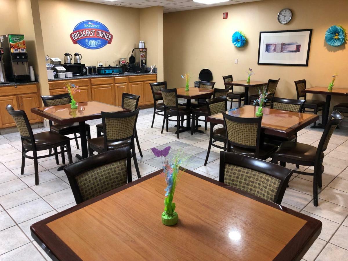 Baymont By Wyndham Fort Wayne Bagian luar foto